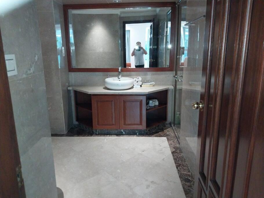The Rixx Paradise@vincomcenter/bathtub/pool/netflx Apartment